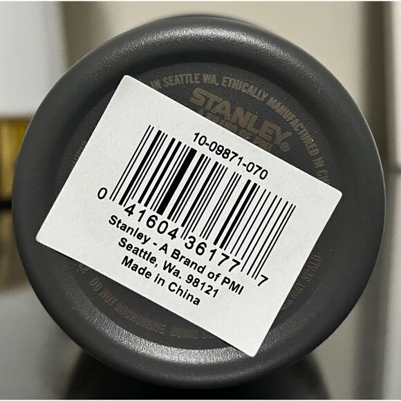 Stanley Adventure Quencher 14oz Tumbler- COAL - Picture 3 of 3